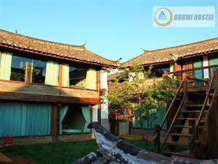 Shuhe Doumi International Youth Hostel Лицзян Экстерьер фото